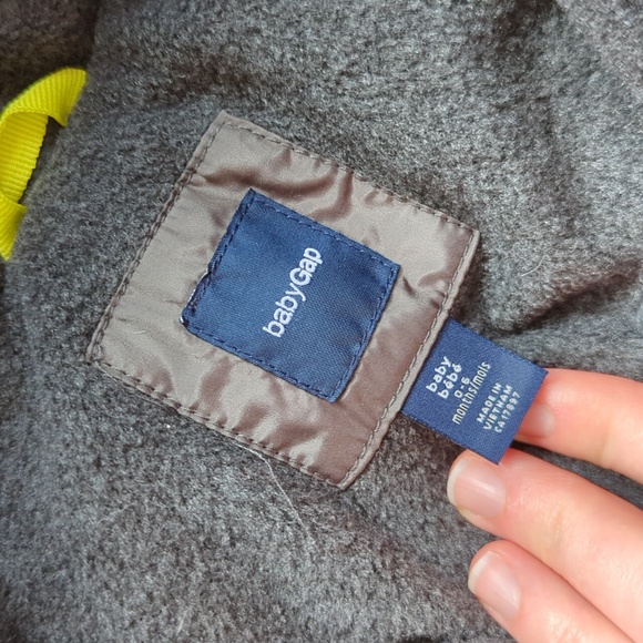 Baby Gap 0-6M Snowsuit - Picture 3 of 4